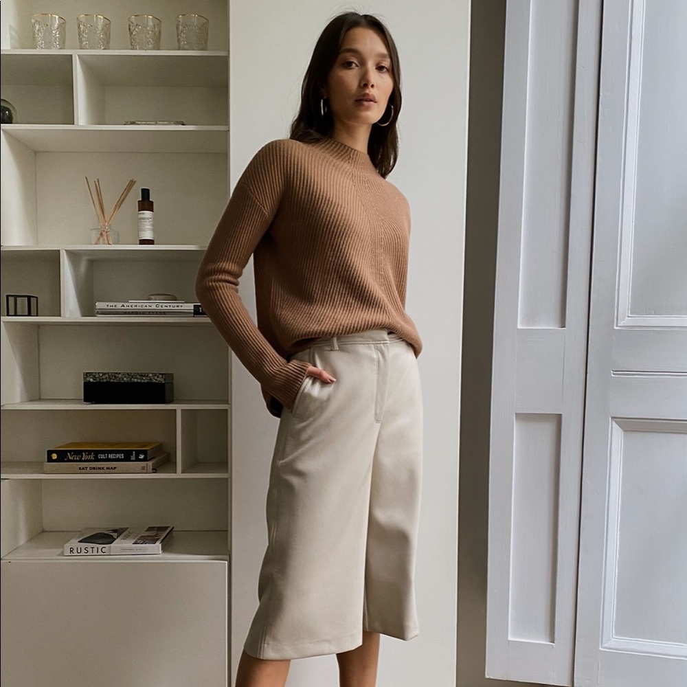 Aritzia Babaton Chalmers Sweater - Picture 3 of 12